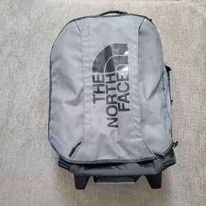 The North Face Thunder 22 carry on bag